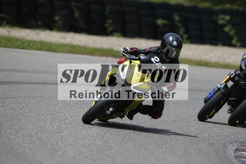 /Archiv-2024/29 12.06.2024 MOTO.CH Track Day ADR/Gruppe blau/28